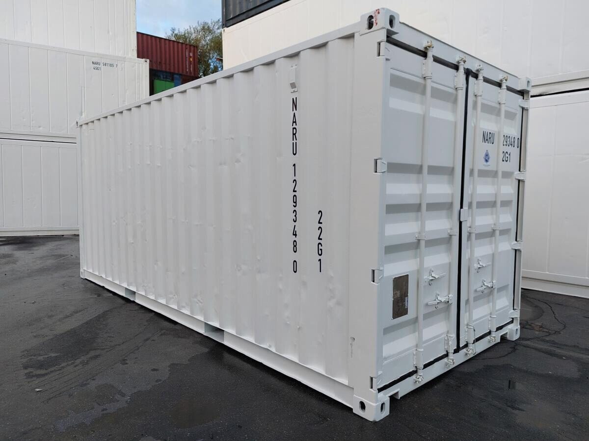20 Fuss Seecontainer in weiß mit Seiteneingangstür