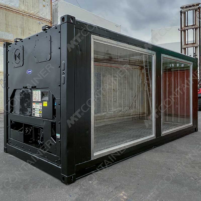 Schwarzer 20 Fuß Sonderbau-Kühlcontainer mit zwei integrierten großen Fenstern und einer Hängestange.