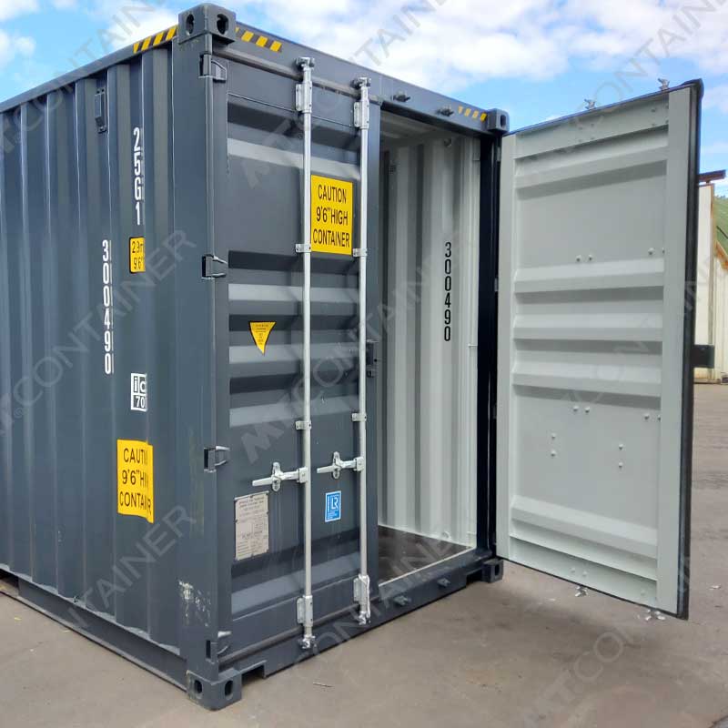Grauer 20 Fuß High Cube Seecontainer NARU 300490 3 mit offener Tür