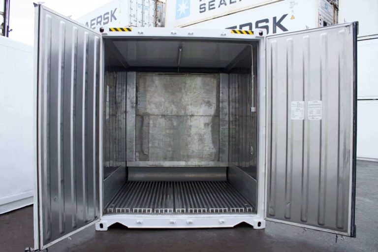 Container isolieren: isolierte Paneelwände im Kühlcontainer-Innenraum