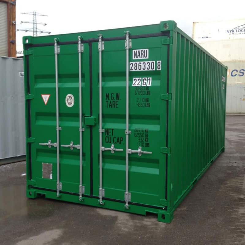Grüner 20 Fuß Lagercontainer NARU 286330-8 mit verschlossenen Doppeltüren und sichtbaren Kennzeichnungen in Schwarz und Weiß.