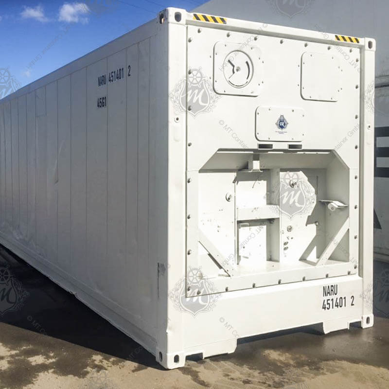 Ein weißer 40 Fuss High Cube Isoliercontainer mit der Aufschrift NARU 451401-2.