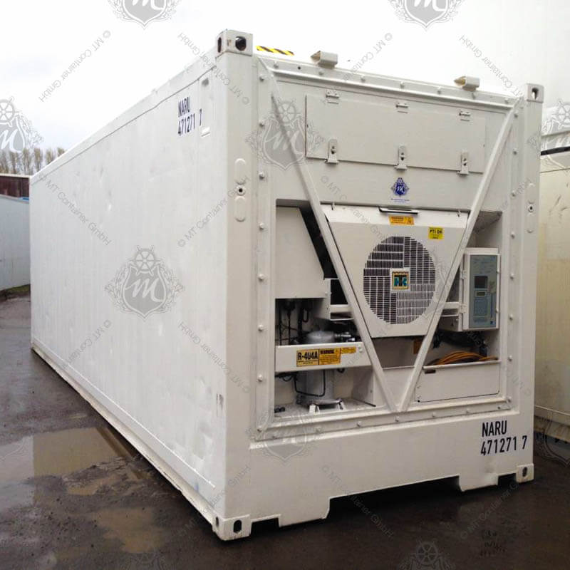 Ein weißer 30-Fuß-Kühlcontainer mit der Beschriftung "NARU 471271-7" und integriertem Kühlsystem an der Stirnseite.