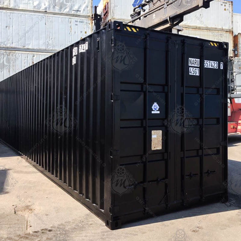 Der abgebildete 40-Fuß-Lagercontainer mit der Kennzeichnung NARU 657423-7 ist schwarz und hat geschlossene, gerillte Türen auf der einen Seite.