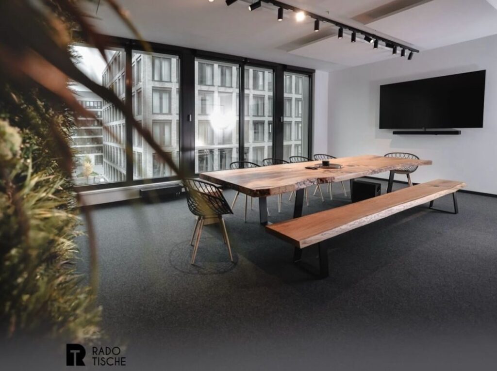 Rado Manufaktur Tisch